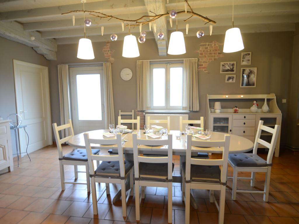 Charming Holiday Home In Zele Near The Forest Экстерьер фото