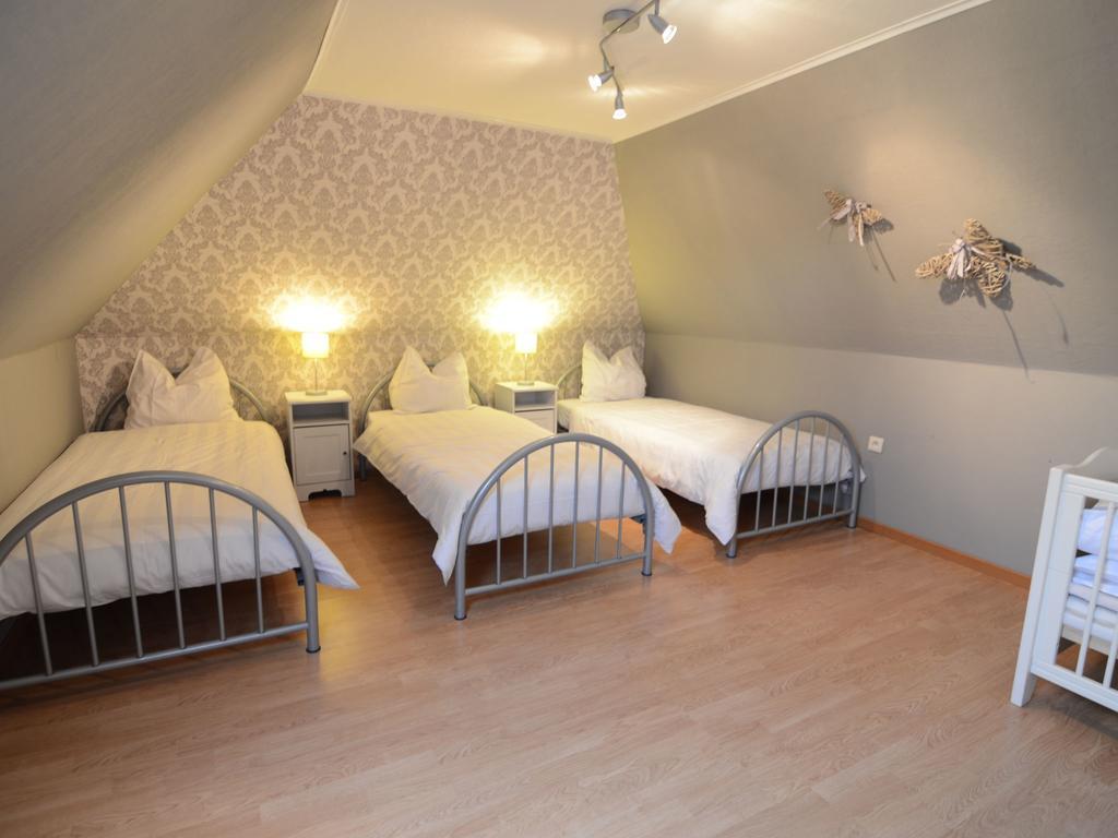 Charming Holiday Home In Zele Near The Forest Экстерьер фото